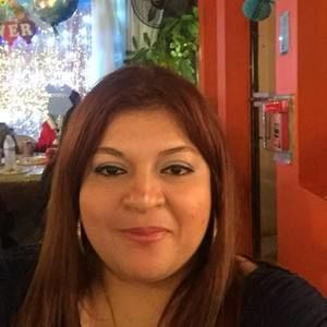 Meet your Posher, Monica